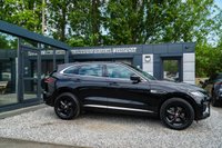 USED 2022 22 JAGUAR F-PACE 2.0 D200 MHEV R-Dynamic S SUV 5dr Diesel Auto AWD Euro 6 (s/s) (204 ps) 