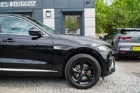 USED 2022 22 JAGUAR F-PACE 2.0 D200 MHEV R-Dynamic S SUV 5dr Diesel Auto AWD Euro 6 (s/s) (204 ps) 