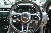 USED 2022 22 JAGUAR F-PACE 2.0 D200 MHEV R-Dynamic S SUV 5dr Diesel Auto AWD Euro 6 (s/s) (204 ps) 