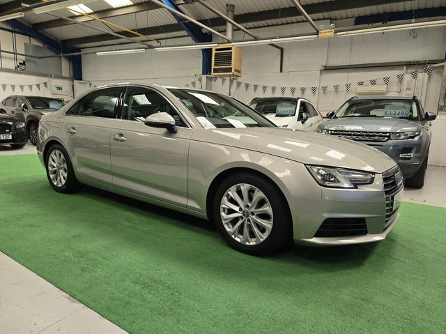 2016 A4 2.0 TDI ULTRA SE SALOON 4DR DIESEL S TRONIC EURO 6 S... photo