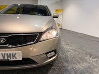 USED 2010 10 KIA CEED 1.6 CRDi 3 Sports Wagon 5dr Diesel Auto Euro 4 (113 bhp) Great Service History-Air Con