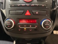 USED 2010 10 KIA CEED 1.6 CRDi 3 Sports Wagon 5dr Diesel Auto Euro 4 (113 bhp) Great Service History-Air Con