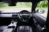 USED 2023 72 LAND ROVER RANGE ROVER EVOQUE 1.5 P300e 12.2kWh R-Dynamic SE SUV 5dr Petrol Plug-in Hybrid Auto 4WD Euro 6 (s/s) (309 ps) NOLITA GREY METALLIC PAINTWORK + REVERSE CAMERA + HEATED SEATS + CARPLAY