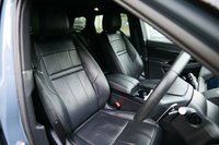 USED 2023 72 LAND ROVER RANGE ROVER EVOQUE 1.5 P300e 12.2kWh R-Dynamic SE SUV 5dr Petrol Plug-in Hybrid Auto 4WD Euro 6 (s/s) (309 ps) NOLITA GREY METALLIC PAINTWORK + REVERSE CAMERA + HEATED SEATS + CARPLAY