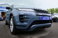 USED 2023 72 LAND ROVER RANGE ROVER EVOQUE 1.5 P300e 12.2kWh R-Dynamic SE SUV 5dr Petrol Plug-in Hybrid Auto 4WD Euro 6 (s/s) (309 ps) NOLITA GREY METALLIC PAINTWORK + REVERSE CAMERA + HEATED SEATS + CARPLAY