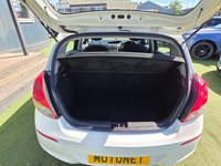 USED 2015 15 HYUNDAI I20 1.2 Classic Hatchback 5dr Petrol Manual Euro 5 (85 bhp) +++ FREE 12 MONTHS WARRANTY+++