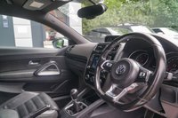 USED 2015 65 VOLKSWAGEN SCIROCCO 2.0 TDI BlueMotion Tech R-Line Hatchback 3dr Diesel Manual Euro 6 (s/s) (184 ps) 