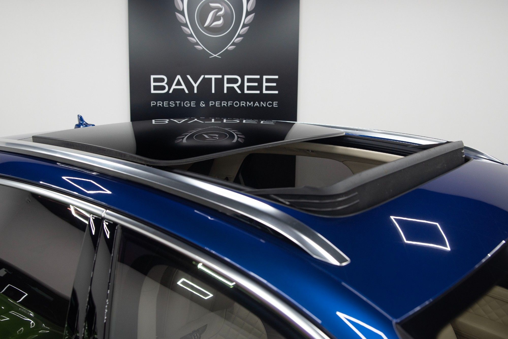 USED 2018 BENTLEY BENTAYGA 4.0 V8 