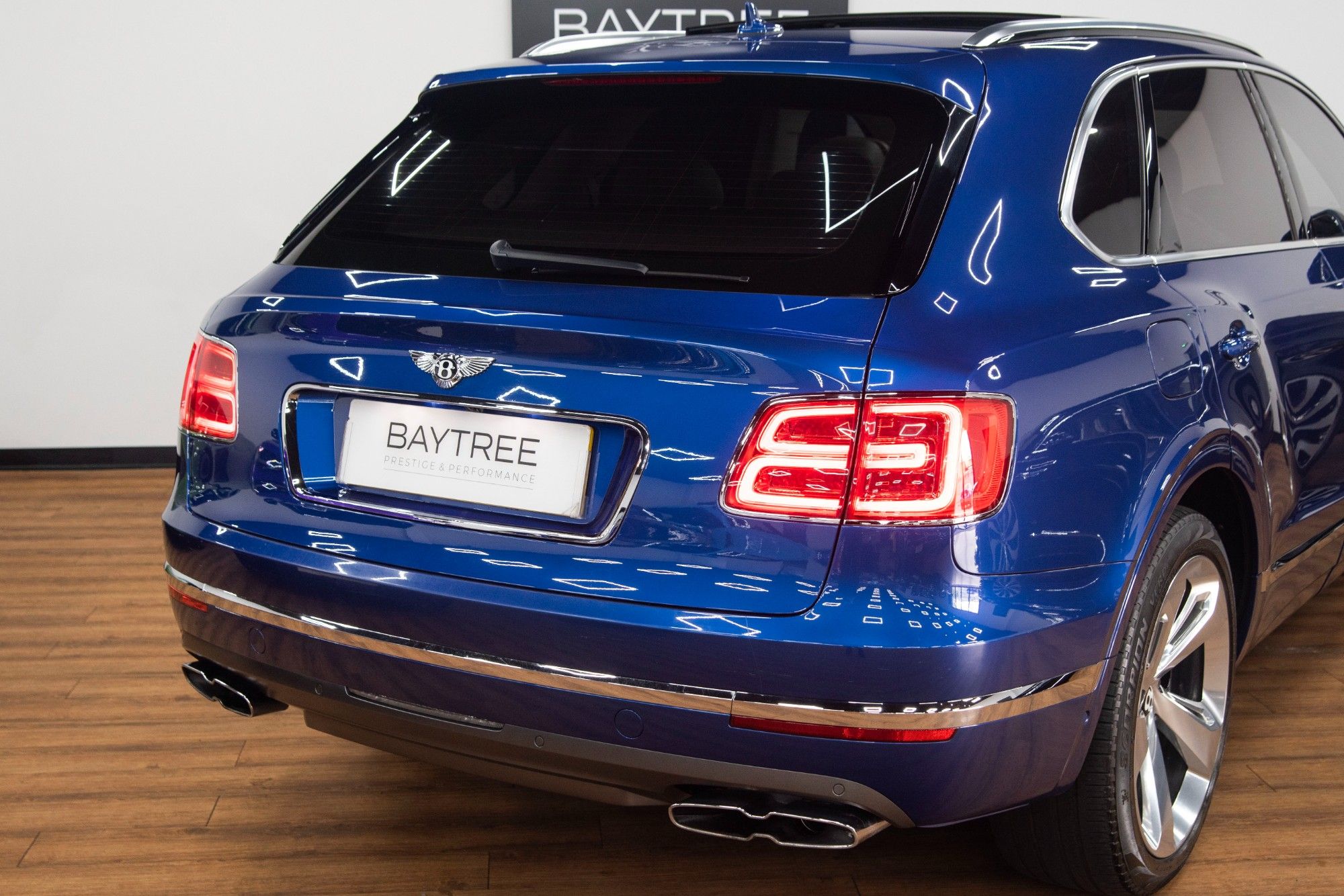 USED 2018 BENTLEY BENTAYGA 4.0 V8 