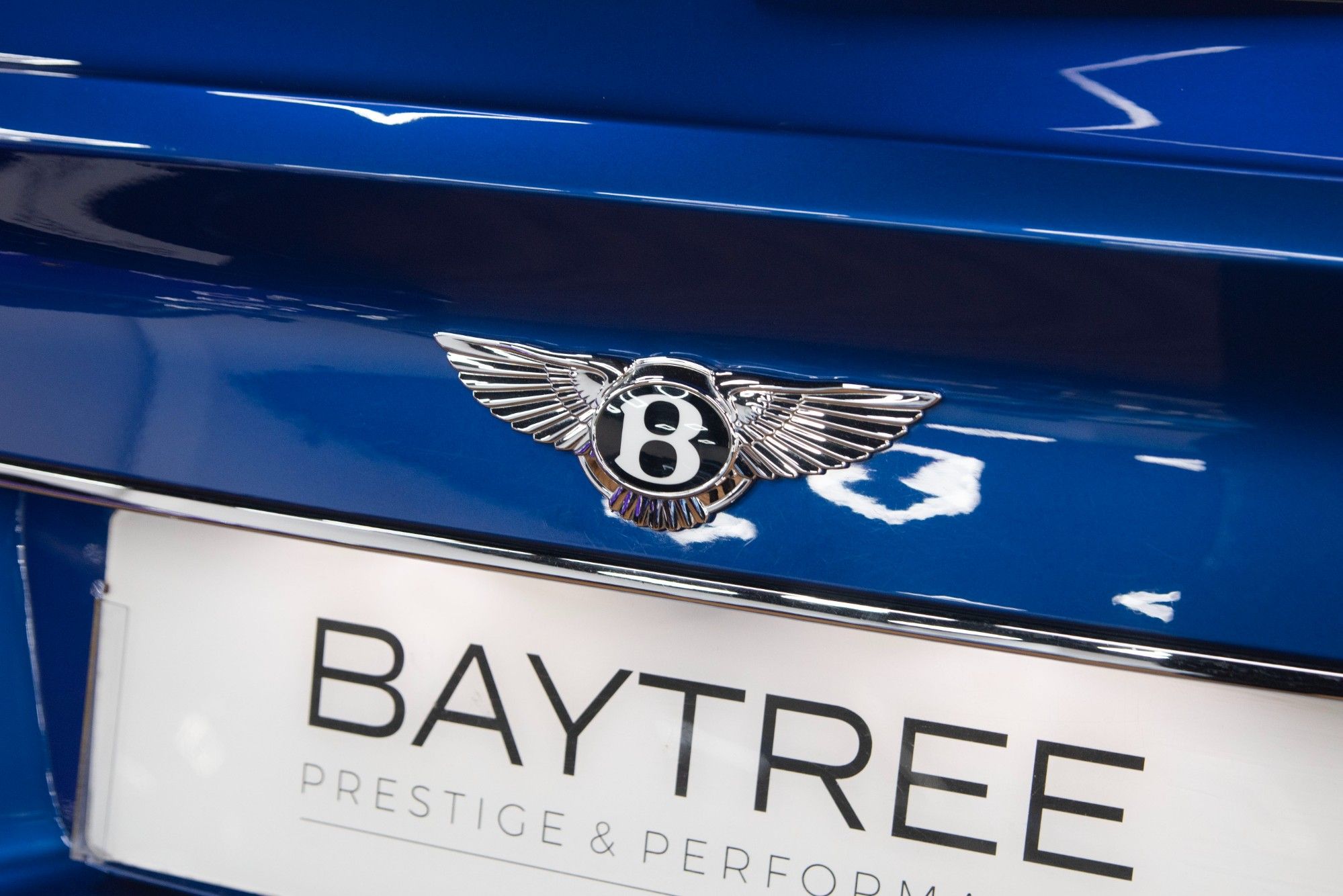 USED 2018 BENTLEY BENTAYGA 4.0 V8 