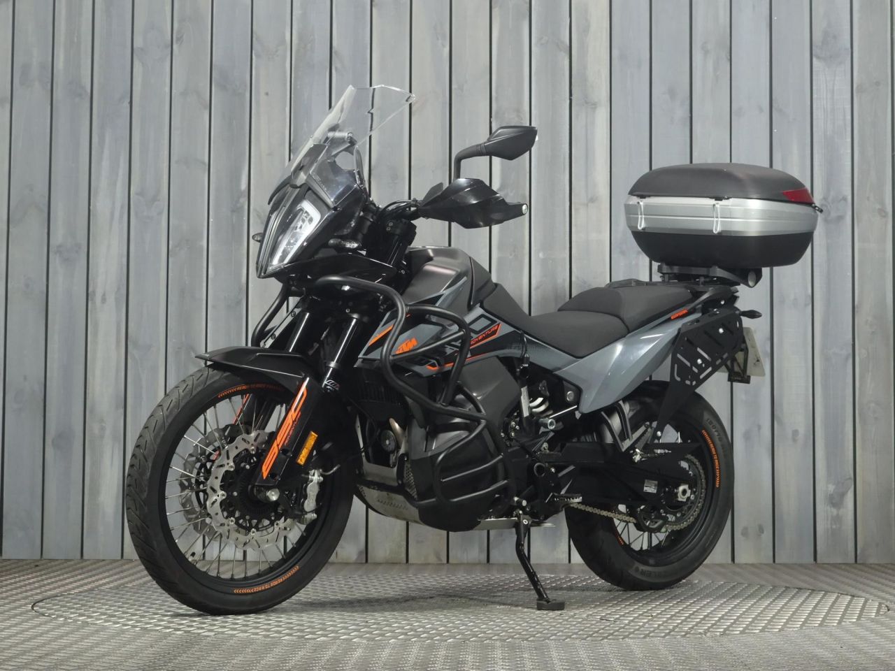 KTM 890 ADVENTURE