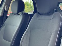 USED 2017 67 RENAULT CAPTUR 1.5 dCi ENERGY Dynamique S Nav SUV 5dr Diesel Manual Euro 6 (s/s) (110 ps) ULEZ CHARGE EXEMPT, UP TO 78 MPG, Sat Nav, 17" Black Alloy Wheels, Cruise Control, Rear Park Sensors, ABS, Traction Control, Climate Control, DAB Radio, Bluetooth Phone Prep