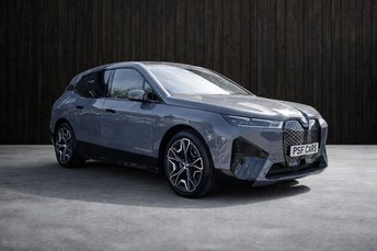 2022 BMW IX