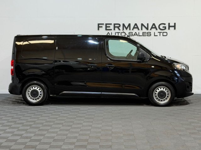View our PEUGEOT EXPERT