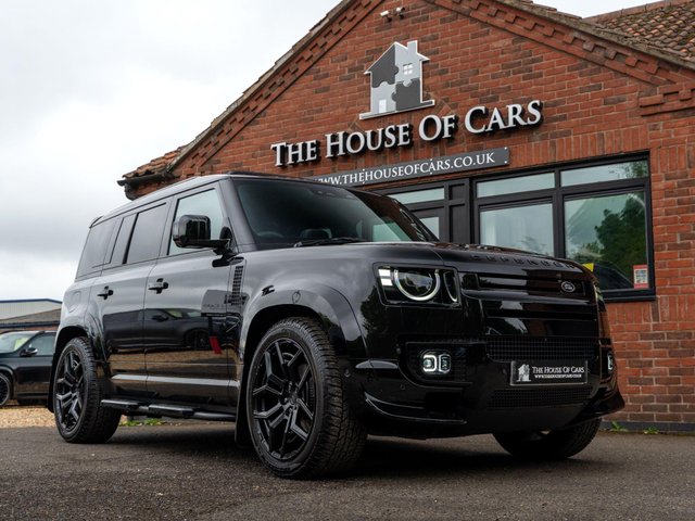 View our LAND ROVER DEFENDER 110