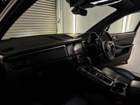 USED 2018 68 PORSCHE MACAN 2.0T SUV 5dr Petrol PDK 4WD Euro 6 (s/s) (245 ps) PANORAMIC ROOF+ELECTRIC SEATS