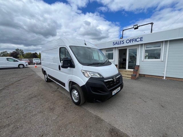 View our Vauxhall Movano 2.2 CDTi 3500 BiTurbo Dynamic Panel Van 5dr Diesel Manual FWD L2 H2 Euro 6 (s/s) (140 ps)