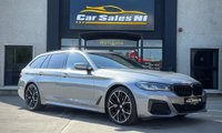 USED 2023 23 BMW 5 SERIES 2.0 520d MHT M Sport Touring 5dr Diesel Hybrid Steptronic Euro 6 (s/s) (190 ps) M SPORT PRO PACKAGE, SKY SCRAPER GREY, SHADOWLINE HEADLIGHTS