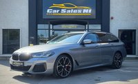 USED 2023 23 BMW 5 SERIES 2.0 520d MHT M Sport Touring 5dr Diesel Hybrid Steptronic Euro 6 (s/s) (190 ps) M SPORT PRO PACKAGE, SKY SCRAPER GREY, SHADOWLINE HEADLIGHTS