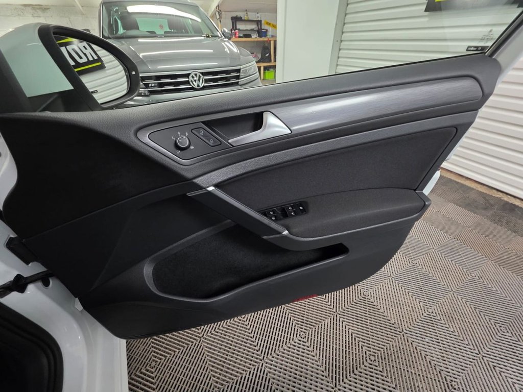 USED 2019 19 VOLKSWAGEN GOLF 1.6 TDI Match Hatchback 5dr Diesel DSG Euro 6 (s/s) (115 ps) 1 Owner - SatNav - Parking Sensors!