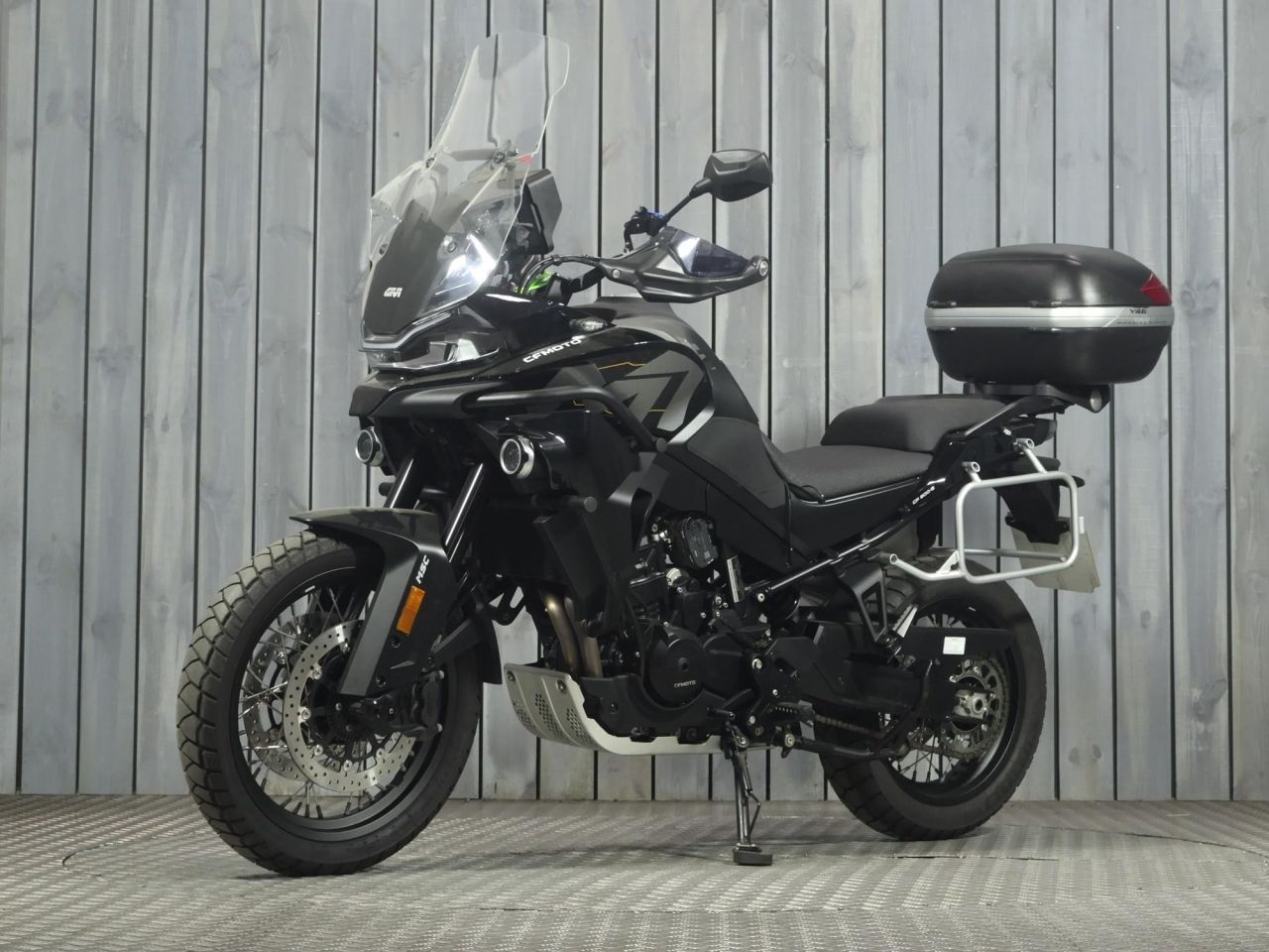 CFMOTO 800 MT Explore Edition