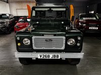 USED 1999 V LAND ROVER DEFENDER 90 2.5 TD5 Hard Top SUV Diesel Manual SWB (127 bhp) 7 SEATS  1999 LANDROVER DEFENDER 90 COUNTY 2.5 TD5 - 7 SEATS - HERITAGE LOOK - NEEDS SOME TLC - LONG MOT