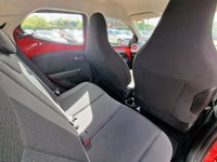 USED 2020 70 TOYOTA AYGO 1.0 VVT-i x-play Hatchback 5dr Petrol x-shift Euro 6 (Safety Sense) (71 ps) +++SAME DAY/NEXT DAY DELIVERY AVAILABLE+++