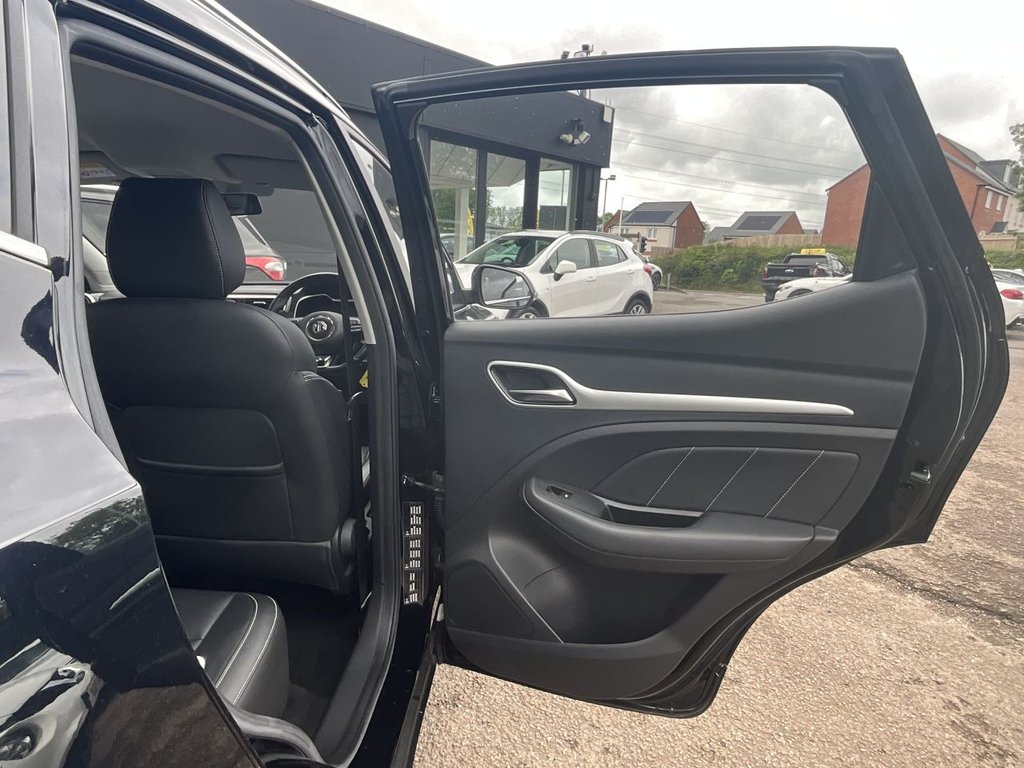 USED 2020 20 MG MG ZS 1.0 T-GDI Exclusive SUV 5dr Petrol Auto Euro 6 (111 ps) 