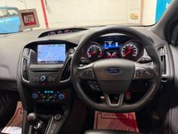 USED 2016 16 FORD FOCUS 2.0T EcoBoost ST-3 Hatchback 5dr Petrol Manual Euro 6 (s/s) (250 ps) FULL LEATHER SEATS & SAT NAV