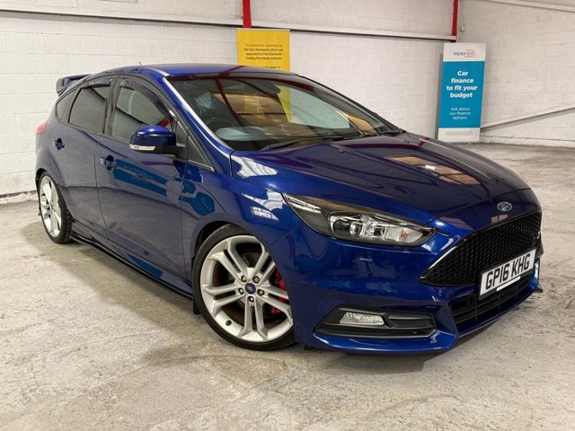 View our FORD FOCUS