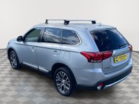 USED 2017 17 MITSUBISHI OUTLANDER 2.2 DI-D 4 SUV 5dr Diesel Auto 4WD Euro 6 (147 ps) 7 Seats, 360 Camera