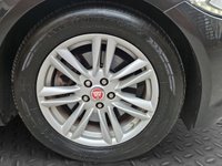 USED 2015 15 JAGUAR XF 2.2d Luxury Saloon 4dr Diesel Auto Euro 5 (s/s) (163 ps) 
