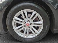USED 2015 15 JAGUAR XF 2.2d Luxury Saloon 4dr Diesel Auto Euro 5 (s/s) (163 ps) 