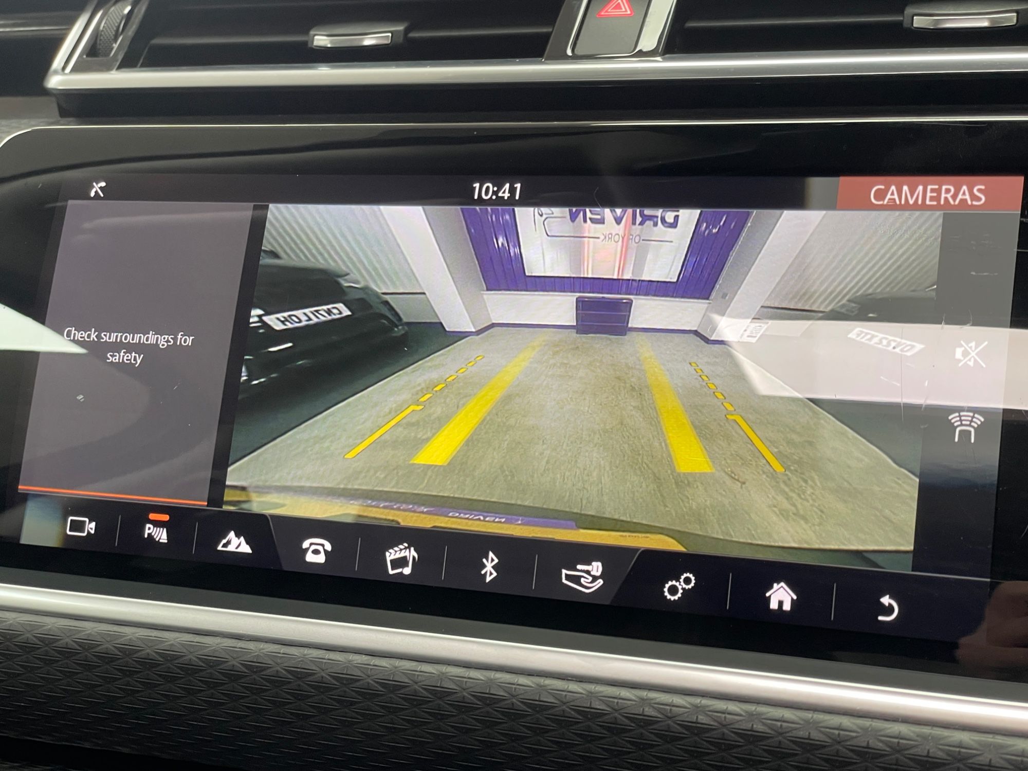 USED 2018 68 LAND ROVER RANGE ROVER VELAR 2.0 D180 SUV 5dr Diesel Auto 4WD Euro 6 (s/s) (180 ps) 