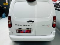 USED 2025 25 PEUGEOT PARTNER 1.5 BlueHDi 950 Asphalt Long Panel Van EAT8 LWB Euro 6 (s/s) 6dr AS NEW CONDITION
