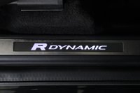 USED 2020 70 LAND ROVER DISCOVERY SPORT 2.0 D240 MHEV R-Dynamic HSE Auto 4WD Euro 6 (s/s) 5dr Reverse Camera, Heated Seats,