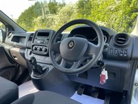 USED 2019 69 RENAULT TRAFIC 2.0 dCi ENERGY 28 Business Panel Van 5dr Diesel Manual SWB Standard Roof Euro 6 (s/s) (120 ps) + Only 26,172 MIles + 2.0 Diesel +