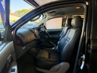 USED 2011 11 TOYOTA HILUX 3.0 D-4D Invincible 4WD Euro 5 4dr FULL SERVICE HISTORY