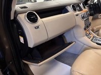 USED 2013 13 LAND ROVER DISCOVERY 4 3.0 SD V6 HSE SUV 5dr Diesel Auto 4WD Euro 5 (255 bhp) UK DELIVERY FLAT FEE &pound;250 (SUBJECT TO DEAL) *OVER 100 IMAGES ON OUR WEBSITE*BESPOKE FINANCE ARRANGED*PART EXCHANGE WELCOME*ALL VEHICLES HPI CLEAR