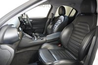 USED 2017 67 ALFA ROMEO GIULIA 2.2 TD Speciale Saloon 4dr Diesel Auto Euro 6 (s/s) (180 ps) +SAT NAV+LEATHER+XENONS+DAB+