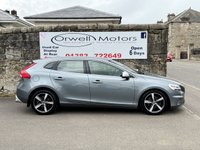 USED 2018 68 VOLVO V40 2.0 T2 GPF R-Design Nav Plus Hatchback 5dr Petrol Manual Euro 6 (s/s) (122 ps) 2 OWNERS FROM NEW+FULL SERVICE HISTORY+WINTER PACK+CRUISE CONTROL+FINANCE AVAILABLE