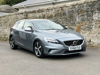 USED 2018 68 VOLVO V40 2.0 T2 GPF R-Design Nav Plus Hatchback 5dr Petrol Manual Euro 6 (s/s) (122 ps) 2 OWNERS FROM NEW+FULL SERVICE HISTORY+WINTER PACK+CRUISE CONTROL+FINANCE AVAILABLE