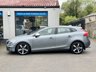 USED 2018 68 VOLVO V40 2.0 T2 GPF R-Design Nav Plus Hatchback 5dr Petrol Manual Euro 6 (s/s) (122 ps) 2 OWNERS FROM NEW+FULL SERVICE HISTORY+WINTER PACK+CRUISE CONTROL+FINANCE AVAILABLE