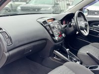 USED 2011 61 KIA CEED 1.6 CRDi 3 Auto Euro 5 5dr Just Serviced/Automatic/VGC