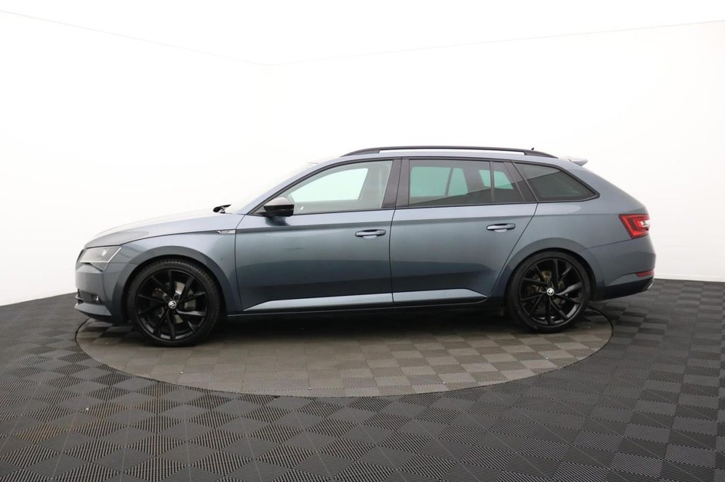 USED 2018 68 SKODA SUPERB 2.0 TDI SportLine Estate 5dr Diesel DSG Euro 6 (s/s) (150 ps) Car Play, Sat Nav, 19" Alloys