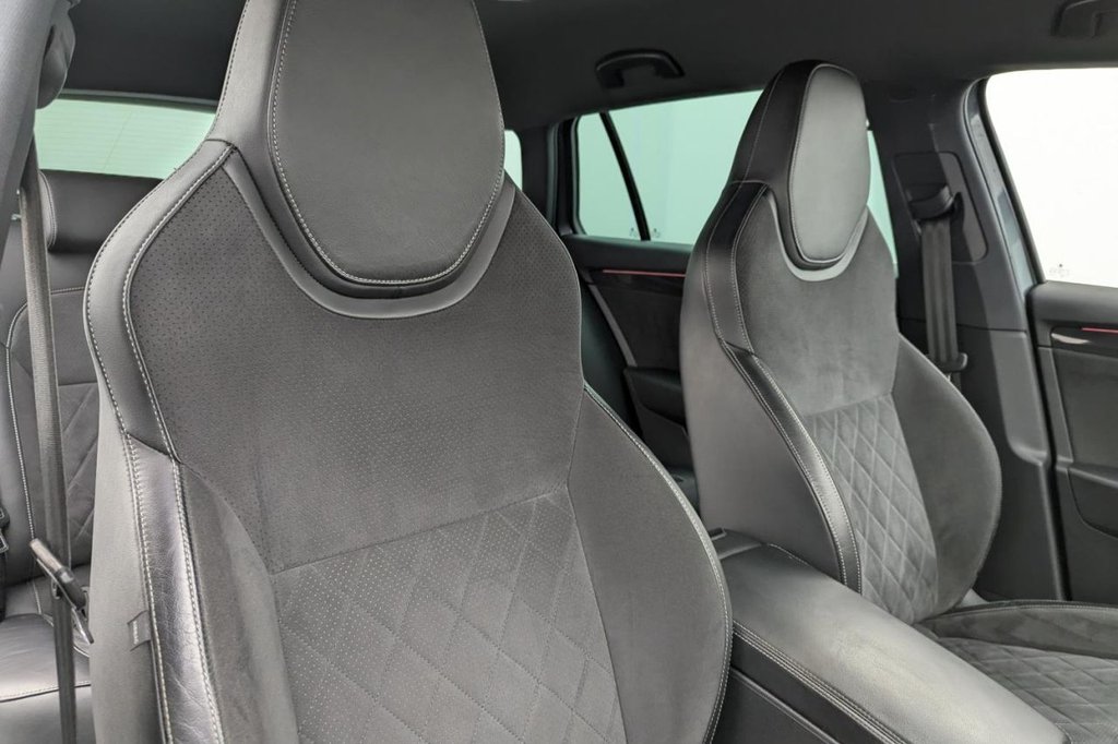 USED 2018 68 SKODA SUPERB 2.0 TDI SportLine Estate 5dr Diesel DSG Euro 6 (s/s) (150 ps) Car Play, Sat Nav, 19" Alloys