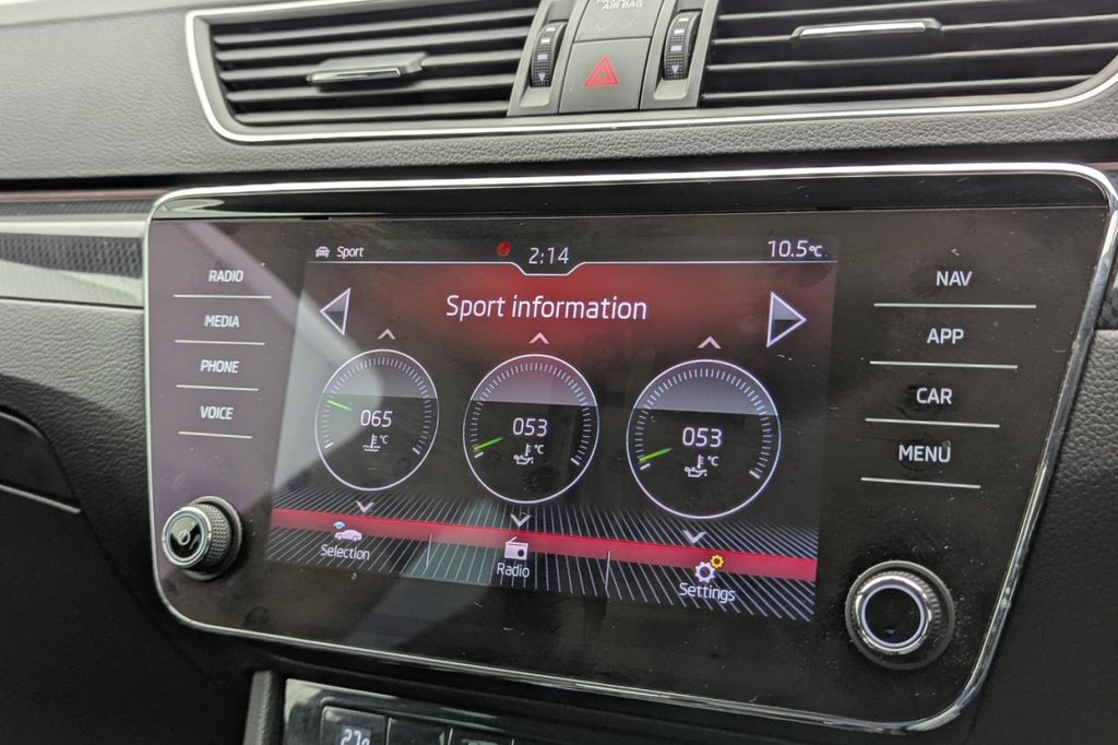 USED 2018 68 SKODA SUPERB 2.0 TDI SportLine Estate 5dr Diesel DSG Euro 6 (s/s) (150 ps) Car Play, Sat Nav, 19" Alloys