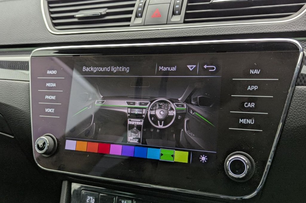USED 2018 68 SKODA SUPERB 2.0 TDI SportLine Estate 5dr Diesel DSG Euro 6 (s/s) (150 ps) Car Play, Sat Nav, 19" Alloys