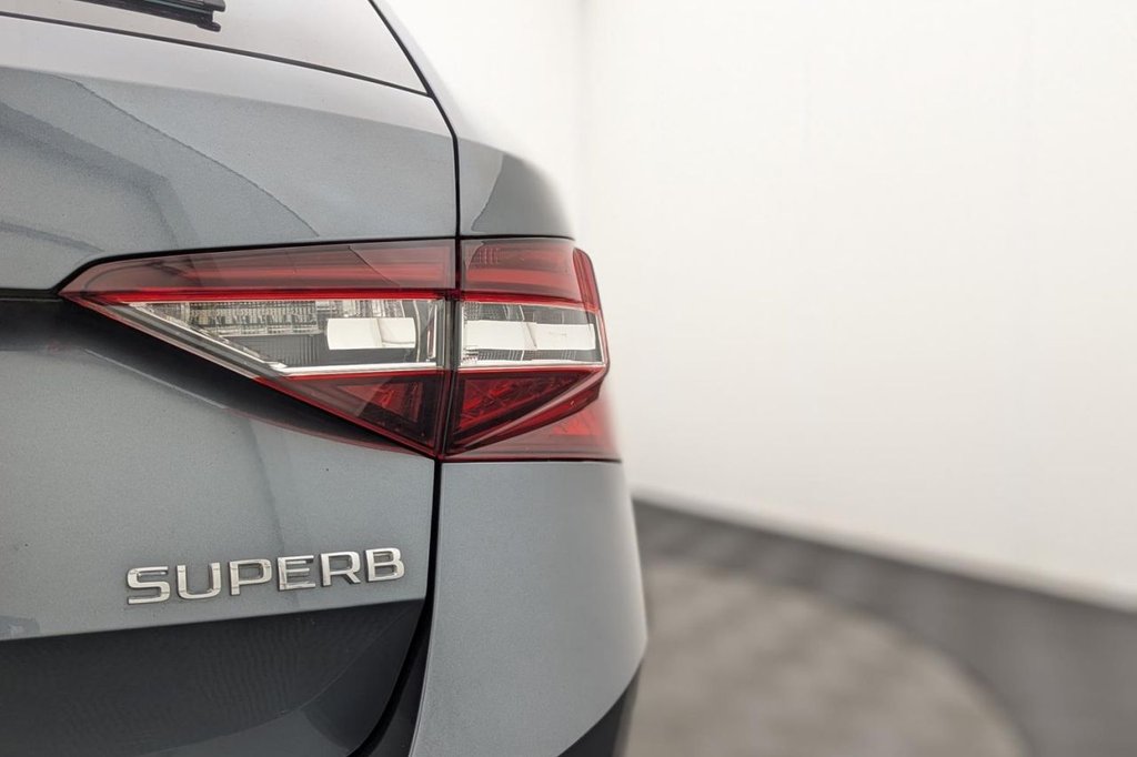 USED 2018 68 SKODA SUPERB 2.0 TDI SportLine Estate 5dr Diesel DSG Euro 6 (s/s) (150 ps) Car Play, Sat Nav, 19" Alloys