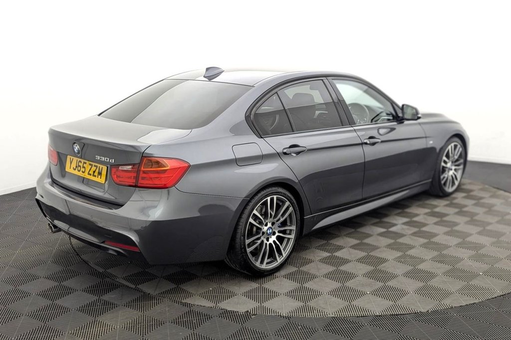 USED 2015 65 BMW 3 SERIES 3.0 330d M Sport Saloon 4dr Diesel Auto Euro 5 (s/s) (258 ps) ** &pound;9,070 Of Optional Extras**